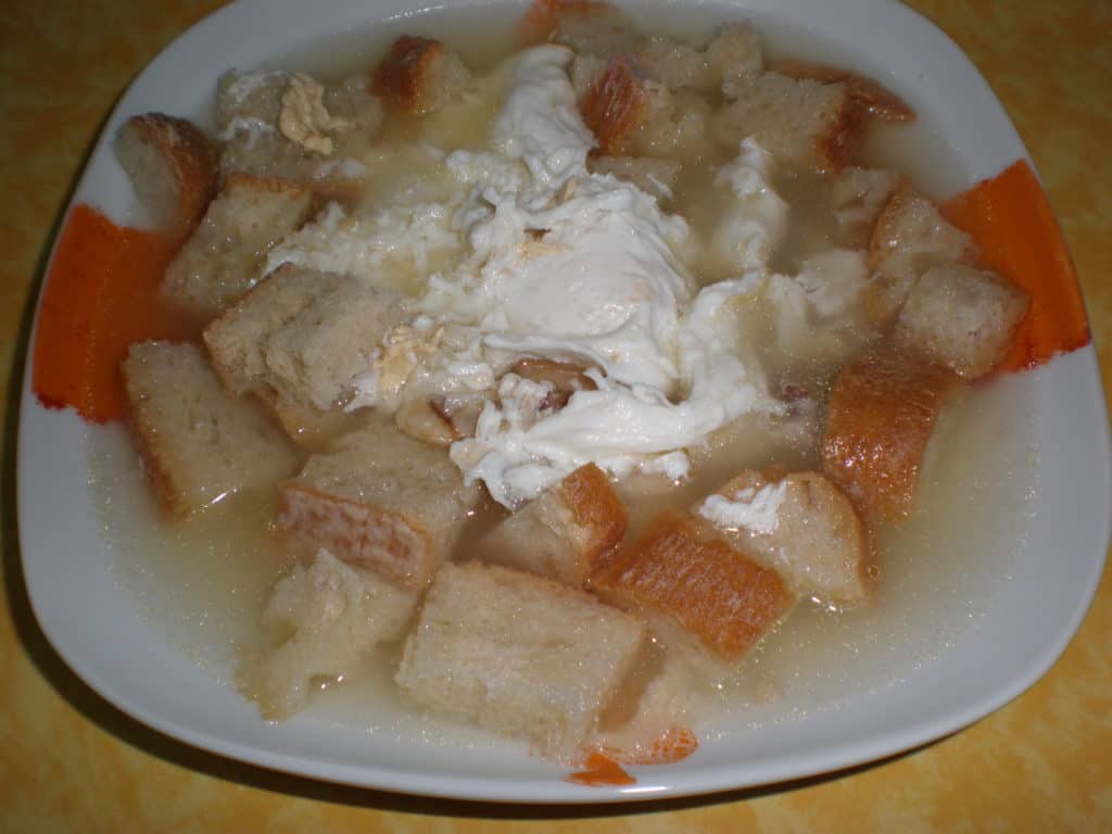 Sopa de ajos