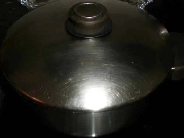 Tapar la cazuela