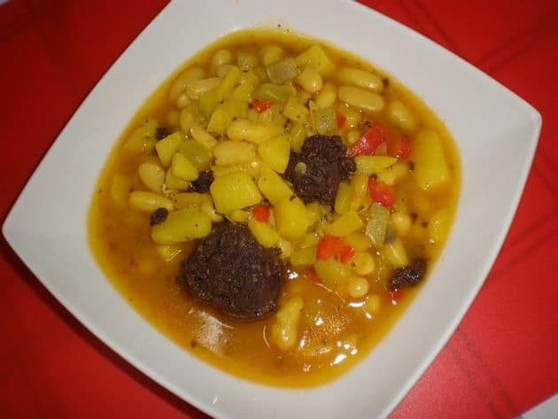 7779d18a61414ff94a179235d0ab0ca4