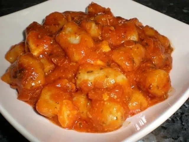 Ñoquis integrales de papas en salsa Susi Ñoquis integrales de papas en salsa Susi
