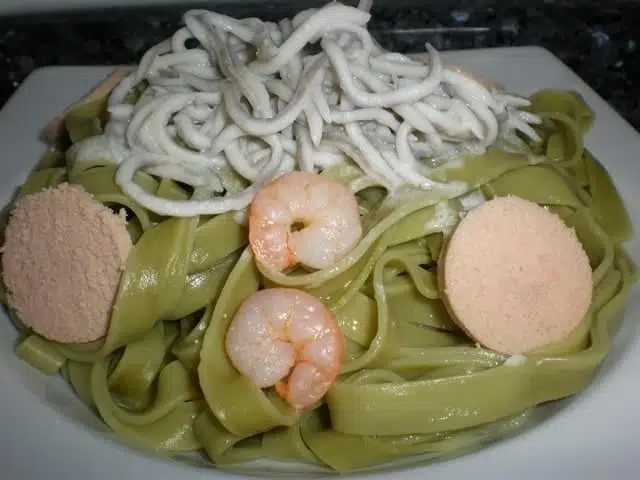 Pasta nidos con sabor profundo a mar Pasta nidos con sabor profundo a mar