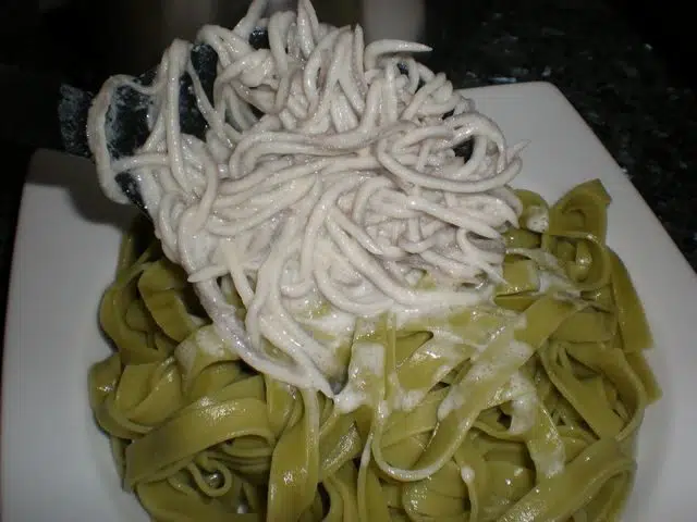 Pasta nidos con sabor profundo a mar olympus-digital-camera-7739