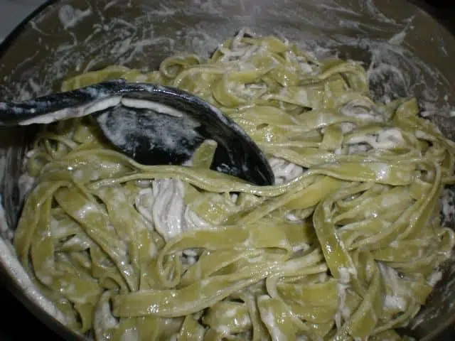 Pasta nidos con sabor profundo a mar olympus-digital-camera-7734