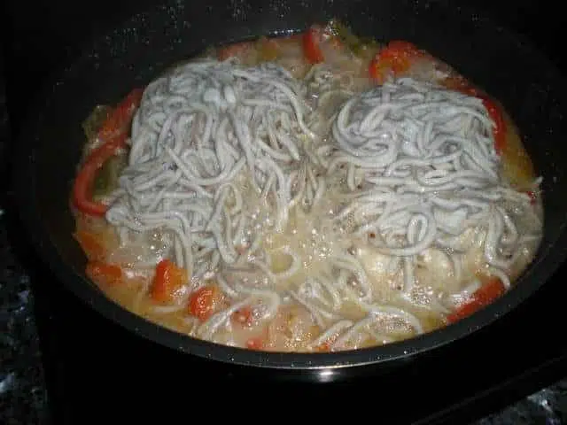 Bacalao tapado con gulas olympus-digital-camera-7917