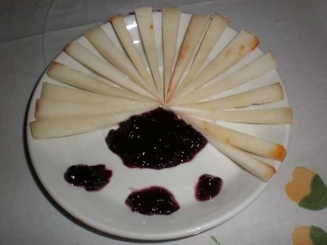 Abanico de queso con mermelada