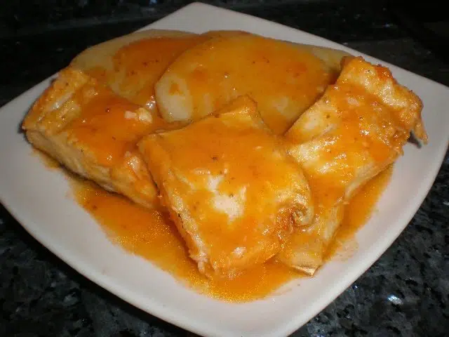 Bacalao con Crema de tomate con cominos confitados olympus-digital-camera-9579