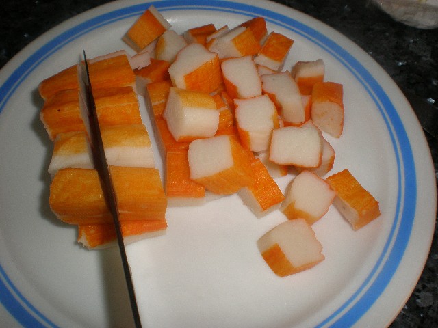 Partir palitos de cangrejo