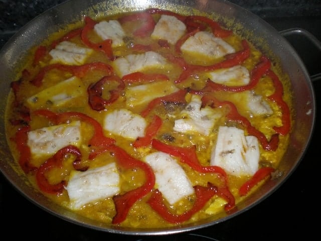 Arroz con bacalao y pimiento rojo