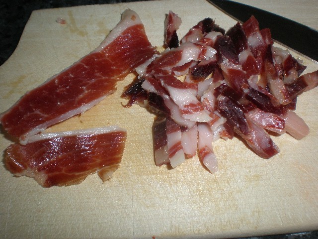 Partir el jamón de Cebo Ibérico