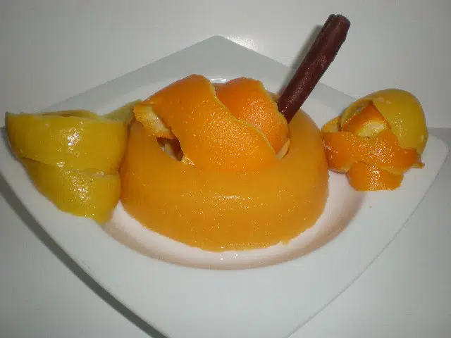 Corona de gelatina de mandarinas
