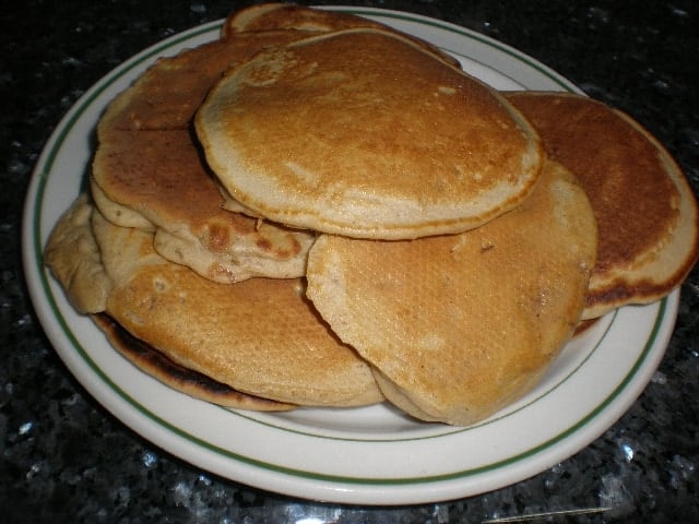 Tortitas de mermelada de plátano y papaya con cítricos 