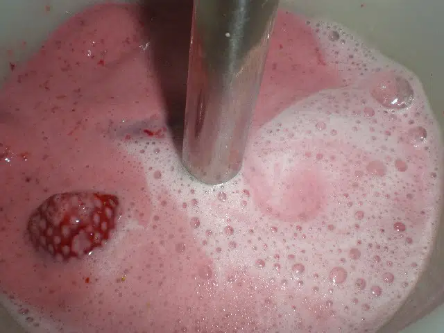 Hacer batido de fresas
