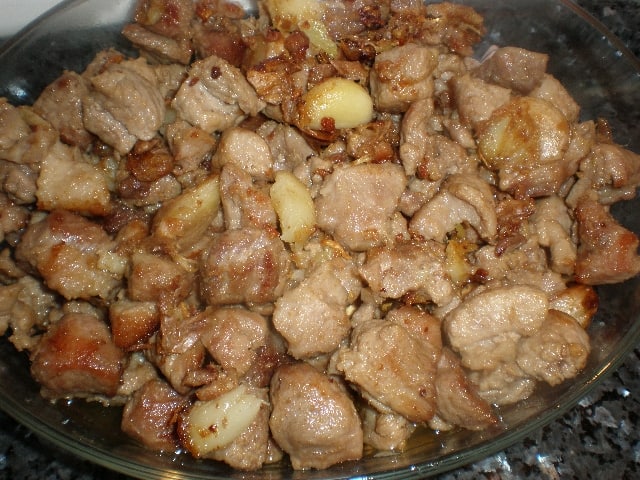 Cerdo frito con un toque de canela