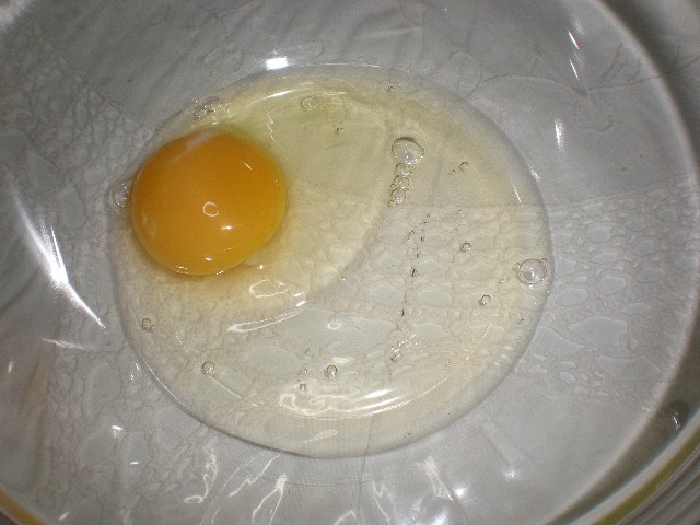 Huevo en bol