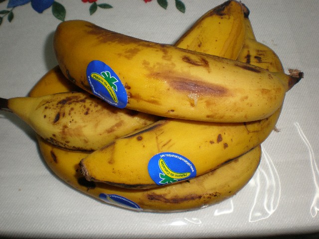 Plátanos de canarias enteros