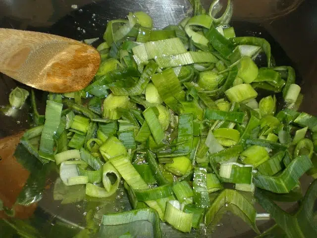 Pochar el verde de puerro