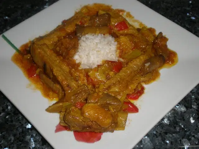 Costillas de cerdo en salsa Costillas de cerdo en salsa