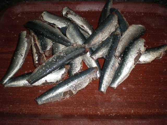 Sardinas limpias y con sal