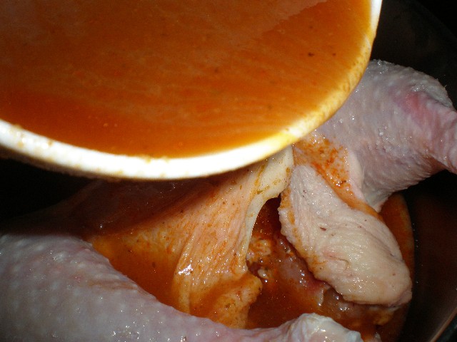 Elaborando el Pollo Sagrado