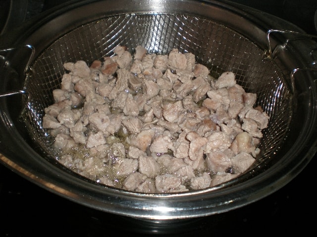 Freír la carne de cerdo