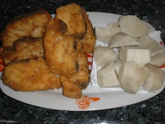 Bacalao rebozado con batatas