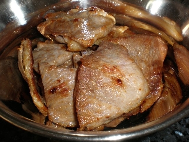 Filetes de cerdo fritos