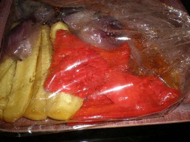 Verduras horneadas en bolsa