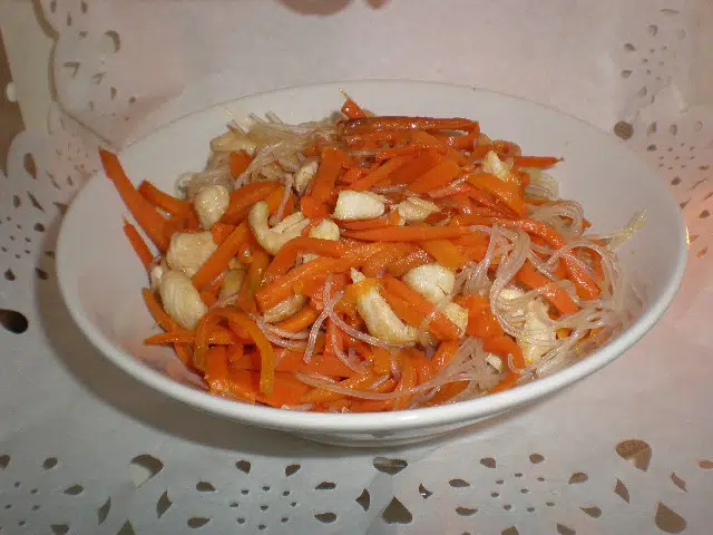 Fideos de cristal con pollo