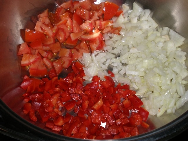 Pimiento, cebolla y tomate