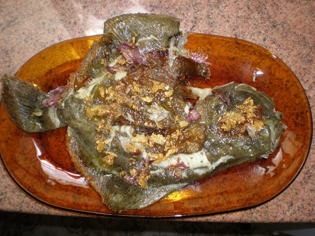 Rodaballo al ajillo