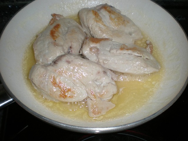 Freír la pechugas de pollo