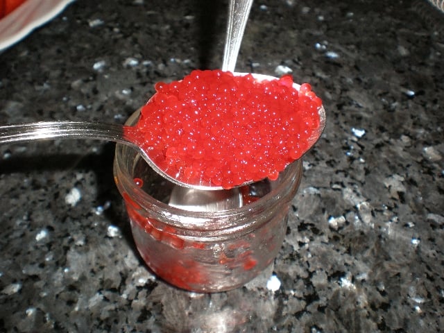Sucedáneo de caviar rojo