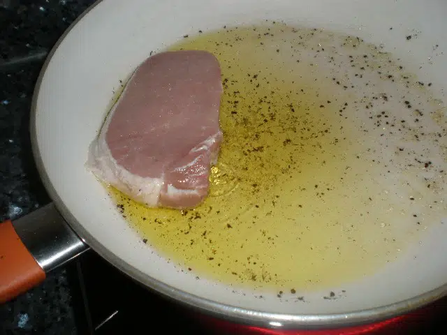 Freír los lomos de cerdo