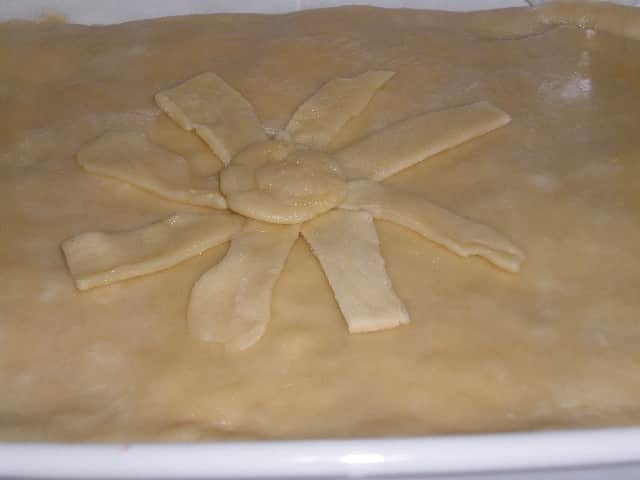 Empanada boloñesa decorada
