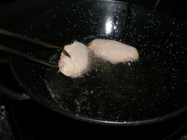 Freír alitas con jengibre 