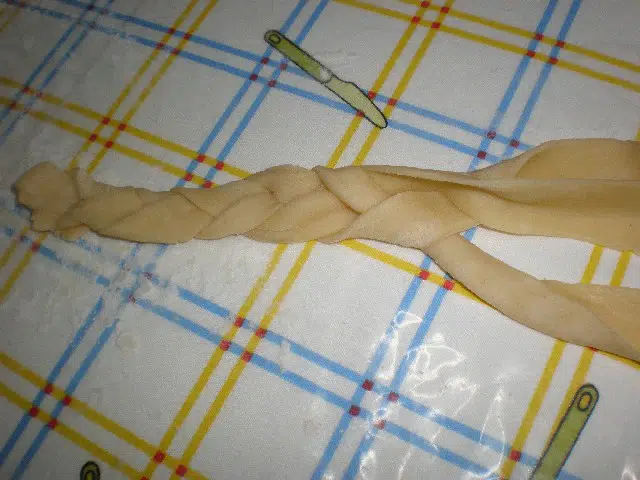 Hacer trenza de masa