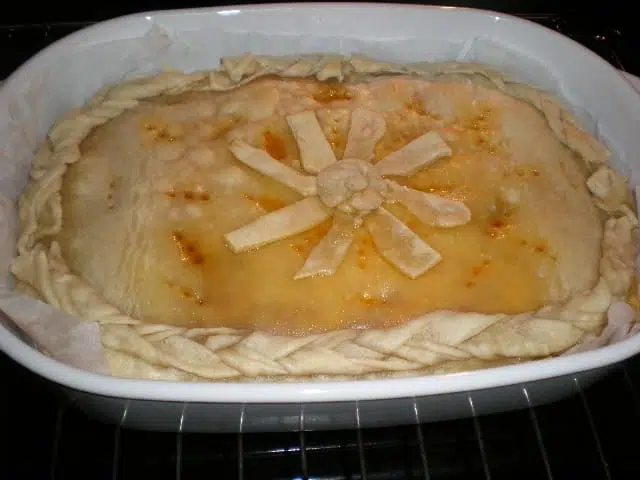 Hornear empanada boloñesa