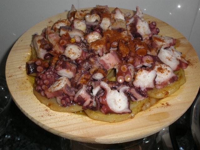 Pulpo con Papas a lo Módena 
