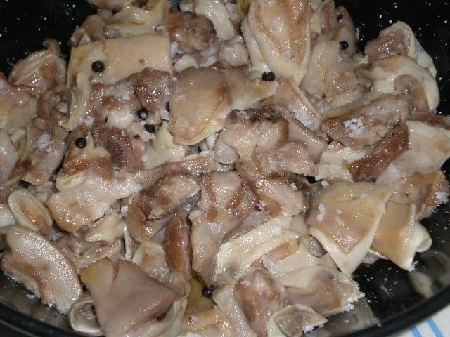 Orejas de cerdo a la cayena