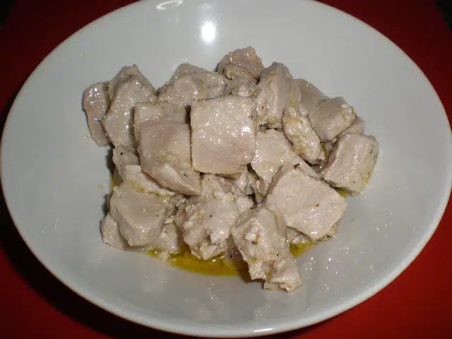 Mini lomitos de atún encurtidos Mini lomitos de atún encurtidos