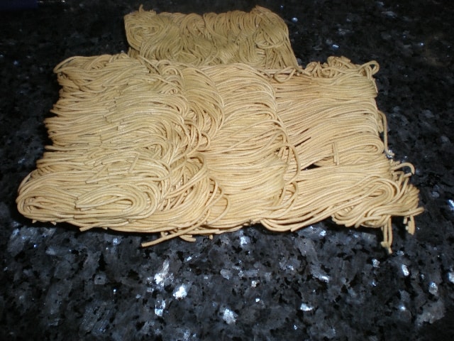 Fideos chinos de huevo