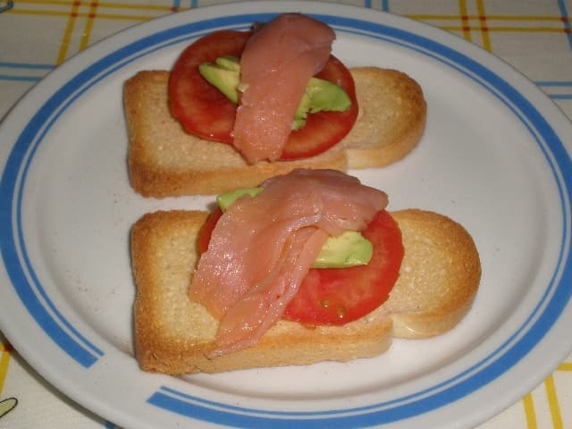 Tostadas tres sabores 