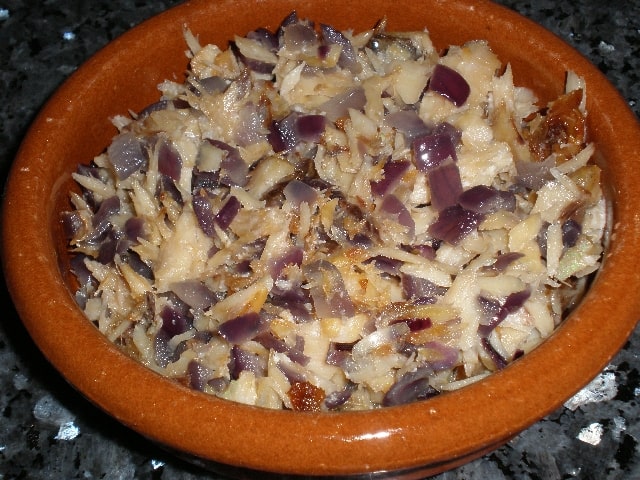 Corvina con poche de cebolla 