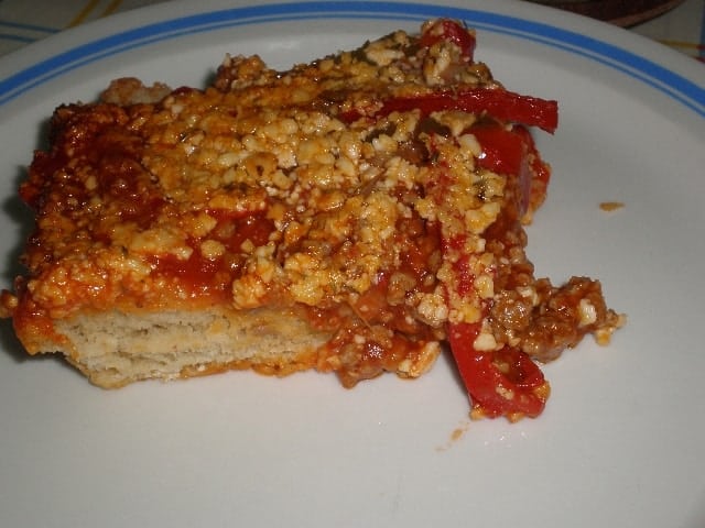 Pizza de carne y pimientos 