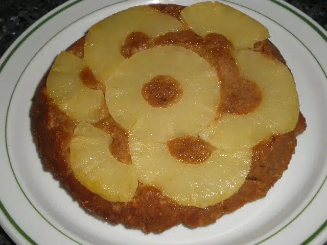 Tatín de piña y galletas Tatín de piña y galletas