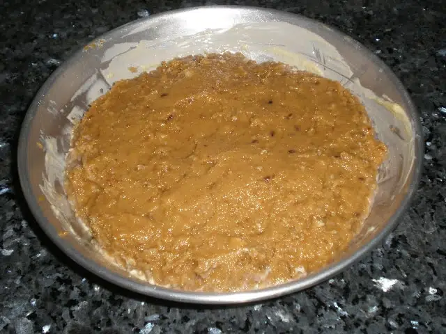 Elaborando tatín de piña y galletas Elaborando tatín de piña y galletas