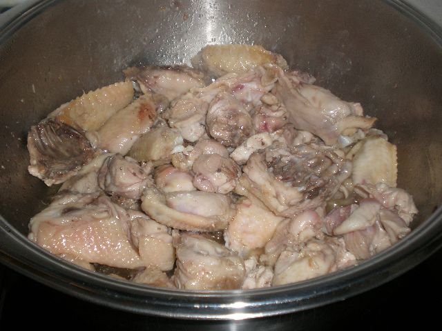 Freír el pollo