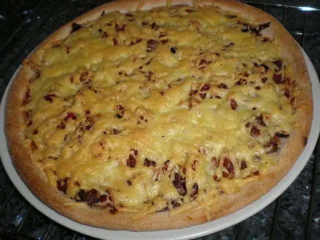 Pizza ocho verduras y chorizo