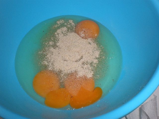 Huevos y pimienta blanca