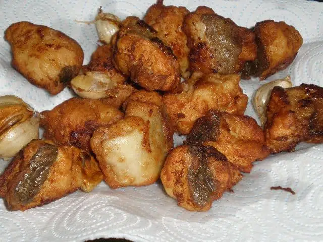 Taquitos de congrio rebozados